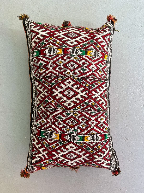 Cotton Pillows for Natural ComfortSilk Pillows for Smooth Skin and HairAin Leuh Lumbar Pillow - Striped Seeds