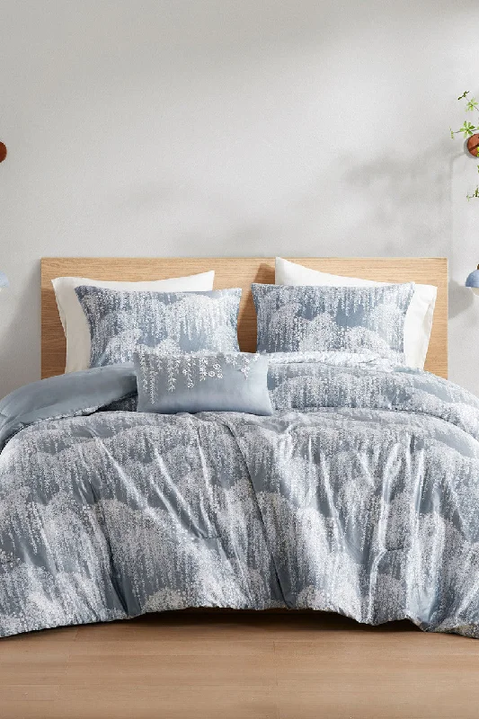 Goose down comforters known for their superior quality and insulationWool - filled comforters with natural moisture - wicking and temperature - regulating featuresAurora 4 Piece Comforter Mini Set Goose down comforters known for their superior quality and insulationWool - filled comforters with natural moisture - wicking and temperature - regulating featuresAurora 4 Piece Comforter Mini Set