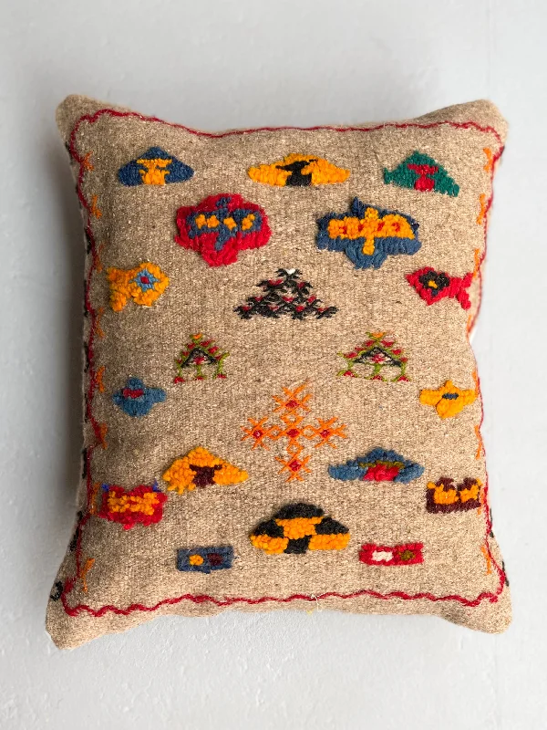 Lumbar Support Pillows for Car SeatsPlush Pillows for a Cozy BedLe Vieux Symbolic Hanbel Pillow Lumbar Support Pillows for Car SeatsPlush Pillows for a Cozy BedLe Vieux Symbolic Hanbel Pillow