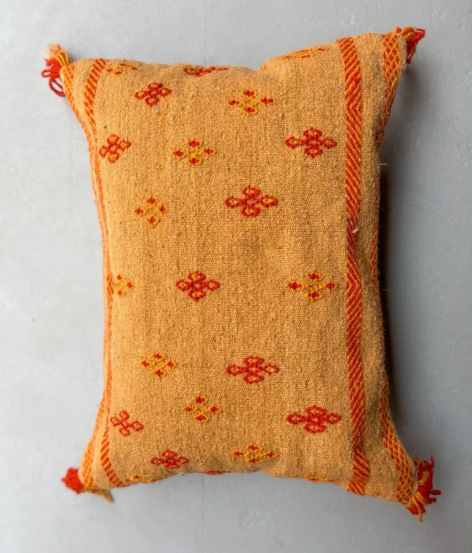 Soft and Fluffy Pillows for Bedroom ComfortFeather Pillows for a Luxurious SleepZahra's Sepia Flatweave Pillow Soft and Fluffy Pillows for Bedroom ComfortFeather Pillows for a Luxurious SleepZahra's Sepia Flatweave Pillow
