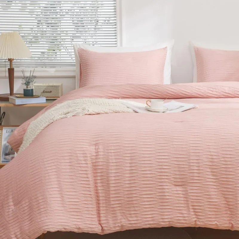 Synthetic - filled comforters like polyester for affordability and hypoallergenic propertiesDuck down comforters with a softer feel and good warmth retentionSoft Crinkled Textured Comforter Synthetic - filled comforters like polyester for affordability and hypoallergenic propertiesDuck down comforters with a softer feel and good warmth retentionSoft Crinkled Textured Comforter