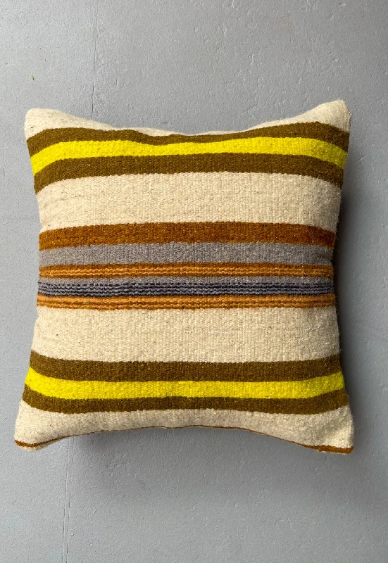 Firm Pillows for Side SleepersAdjustable Pillows for Customized ComfortLe Vieux Striped Flatweave Pillow Firm Pillows for Side SleepersAdjustable Pillows for Customized ComfortLe Vieux Striped Flatweave Pillow