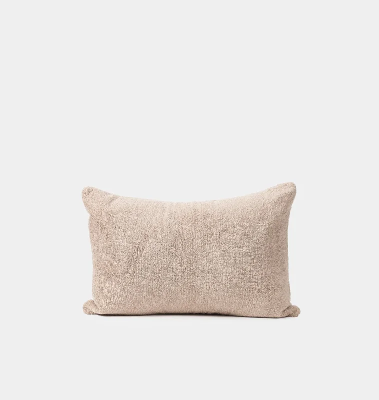 Firm Pillows for Side SleepersPlush Pillows for a Cozy BedZira Outdoor Pillow