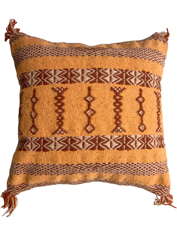 Hypoallergenic Pillows for Allergy SufferersPlush Pillows for a Cozy BedAnzal's Flatweave x Zanafi Pillow - Beige/Brown Hypoallergenic Pillows for Allergy SufferersPlush Pillows for a Cozy BedAnzal's Flatweave x Zanafi Pillow - Beige/Brown