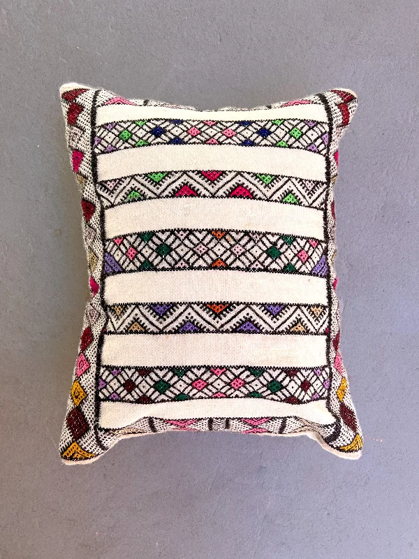 Feather Pillows for a Luxurious SleepPlush Pillows for a Cozy BedAin Leuh Pillow - Stripes Feather Pillows for a Luxurious SleepPlush Pillows for a Cozy BedAin Leuh Pillow - Stripes