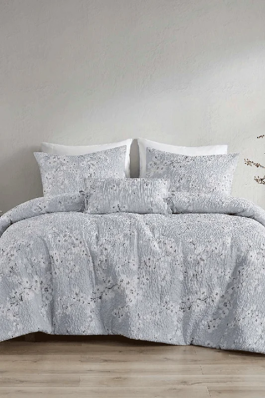 Wool - filled comforters with natural moisture - wicking and temperature - regulating featuresSynthetic - filled comforters like polyester for affordability and hypoallergenic propertiesSpringtime Garden 4 Piece Comforter Mini Set Wool - filled comforters with natural moisture - wicking and temperature - regulating featuresSynthetic - filled comforters like polyester for affordability and hypoallergenic propertiesSpringtime Garden 4 Piece Comforter Mini Set