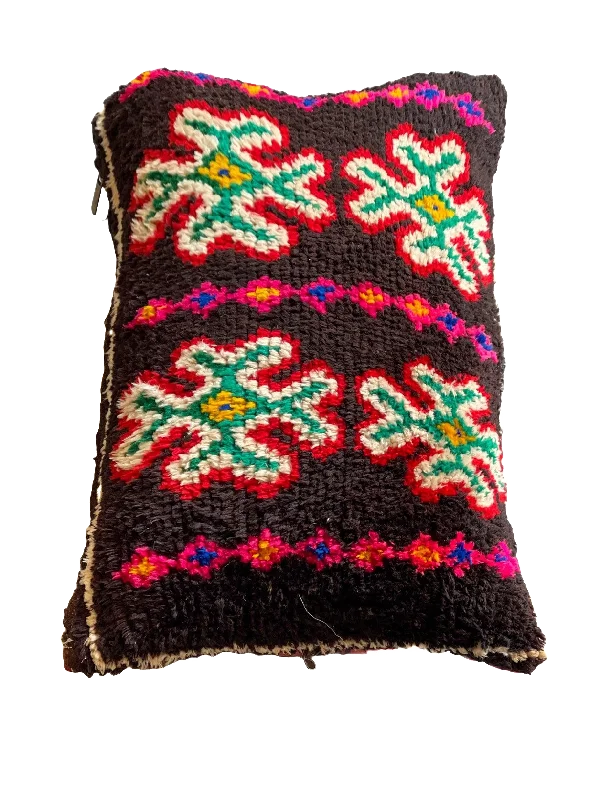 Orthopedic Pillows for Back Pain ReliefVelvet Pillows for a Touch of EleganceKalaat M'Gouna's Symbolic Vintage Pillow Orthopedic Pillows for Back Pain ReliefVelvet Pillows for a Touch of EleganceKalaat M'Gouna's Symbolic Vintage Pillow