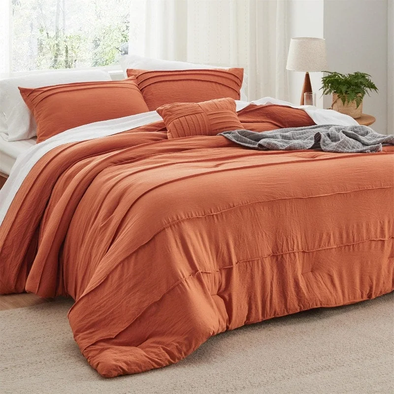Full - size comforters suitable for full - sized beds in guest rooms or small bedroomsQueen - size comforters for standard queen - sized mattressesComforter Set - 4 Pieces Pinch Pleat Bed Set Full - size comforters suitable for full - sized beds in guest rooms or small bedroomsQueen - size comforters for standard queen - sized mattressesComforter Set - 4 Pieces Pinch Pleat Bed Set