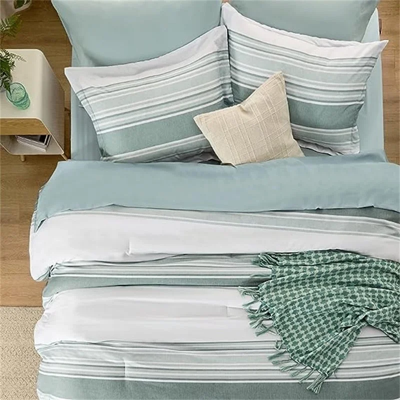 Full - size comforters suitable for full - sized beds in guest rooms or small bedroomsDuck down comforters with a softer feel and good warmth retentionStriped Bedding Comforter Sets Full - size comforters suitable for full - sized beds in guest rooms or small bedroomsDuck down comforters with a softer feel and good warmth retentionStriped Bedding Comforter Sets