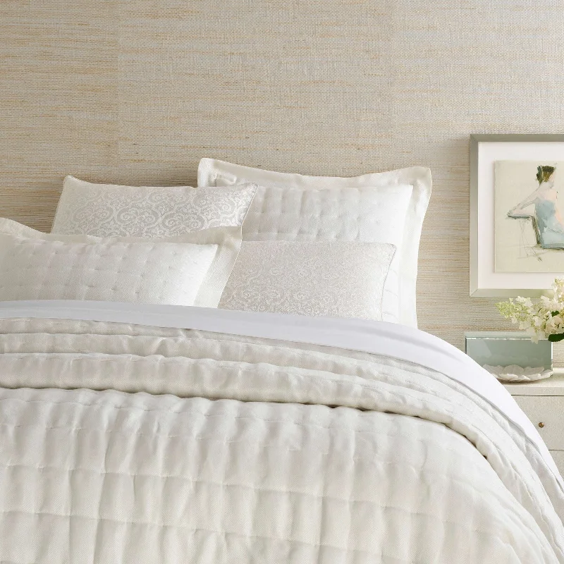 Geometric - patterned duvet covers for a modern and stylish lookPine Cone Hill Brussels Ivory Quilt Geometric - patterned duvet covers for a modern and stylish lookPine Cone Hill Brussels Ivory Quilt