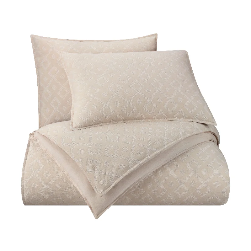 Microfiber - filled comforters that are lightweight and easy to care forSouthern Tide Pawley's Island Tan Comforter Set Microfiber - filled comforters that are lightweight and easy to care forSouthern Tide Pawley's Island Tan Comforter Set