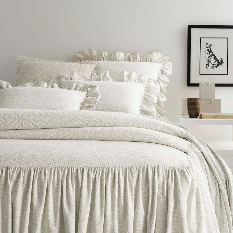 Full - size duvet covers suitable for full - sized beds in guest rooms or small bedroomsPine Cone Hill Wilton Natural Bedspread Full - size duvet covers suitable for full - sized beds in guest rooms or small bedroomsPine Cone Hill Wilton Natural Bedspread