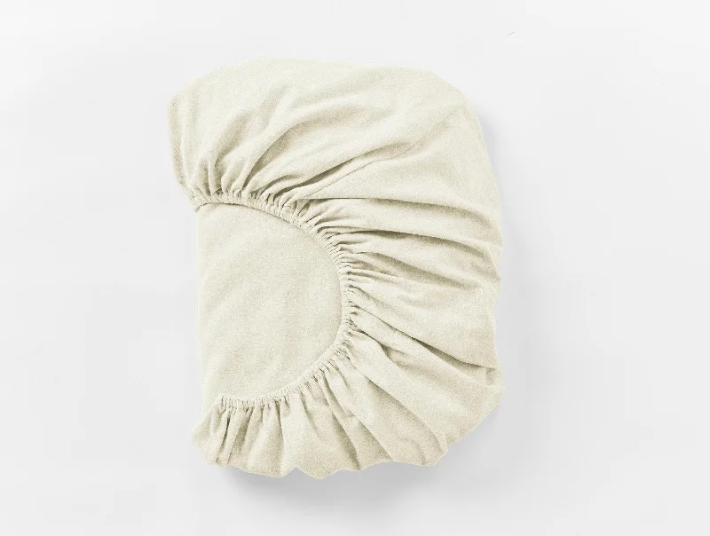 Jersey - Knit Sheets for a Comfortable and Casual BedCloud Brushed™ Organic Flannel Fitted Sheet Jersey - Knit Sheets for a Comfortable and Casual BedCloud Brushed™ Organic Flannel Fitted Sheet