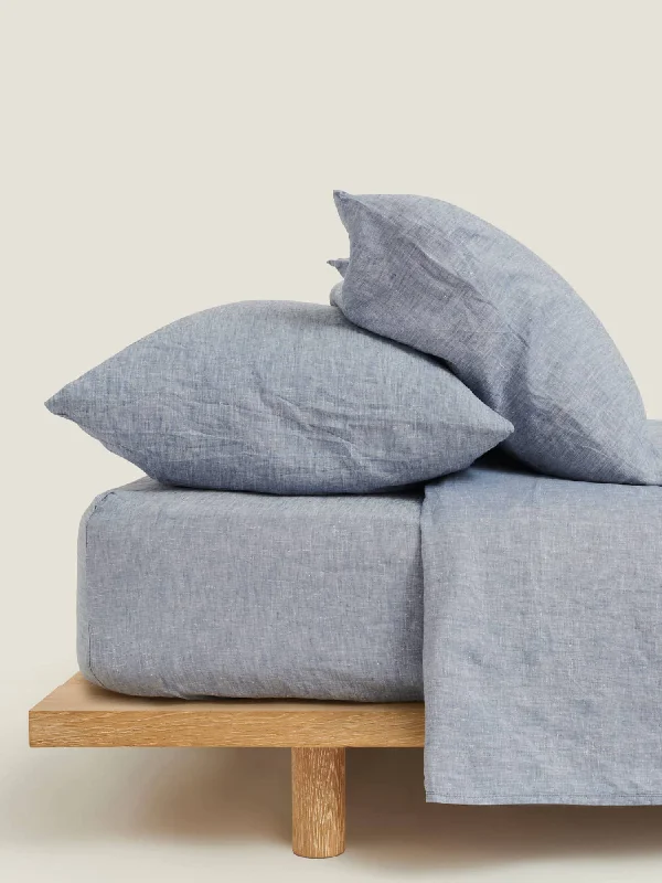 Rayon - Cotton Sheets for a Breathable and Soft Blend100% Linen Fitted Sheet in Ocean