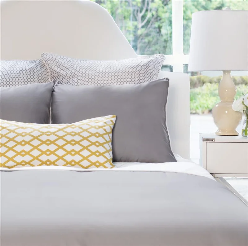 Floral - printed duvet covers for a romantic and feminine touchEnglish Grey Hayes Nova Duvet Cover Floral - printed duvet covers for a romantic and feminine touchEnglish Grey Hayes Nova Duvet Cover