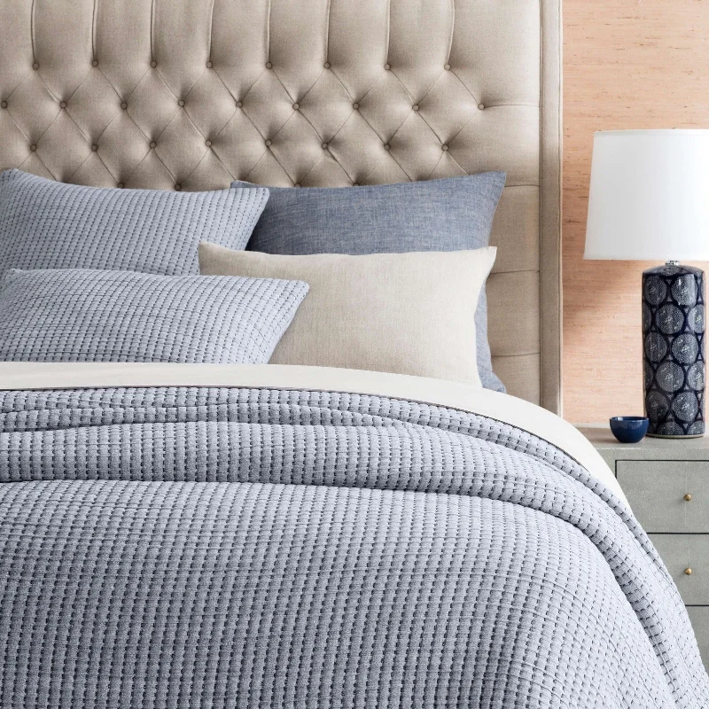 Full - size duvet covers suitable for full - sized beds in guest rooms or small bedroomsPine Cone Hill Pick Stitch Matelasse Coverlet Full - size duvet covers suitable for full - sized beds in guest rooms or small bedroomsPine Cone Hill Pick Stitch Matelasse Coverlet