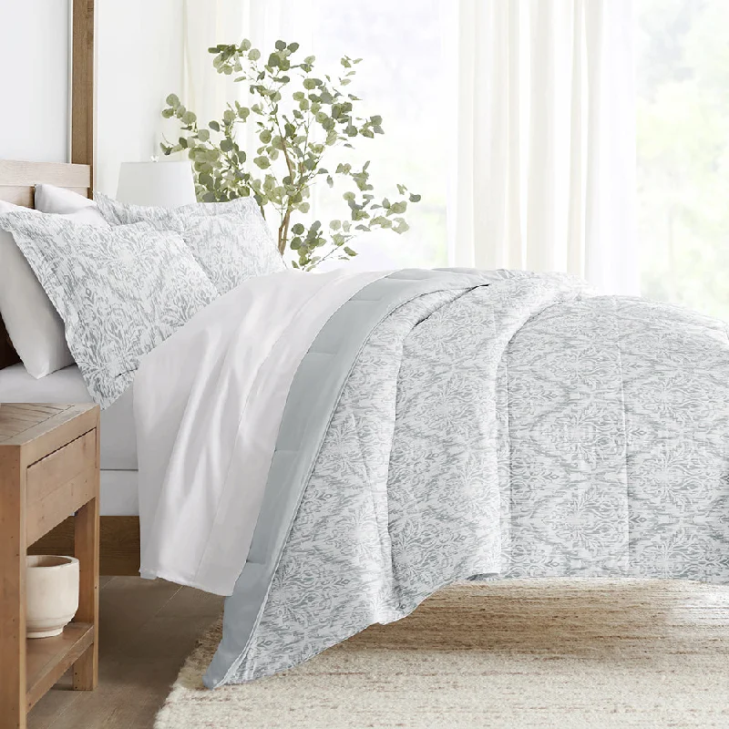 Full - size comforters suitable for full - sized beds in guest rooms or small bedroomsEnglish Countryside Reversible Down-Alternative Comforter Set Full - size comforters suitable for full - sized beds in guest rooms or small bedroomsEnglish Countryside Reversible Down-Alternative Comforter Set