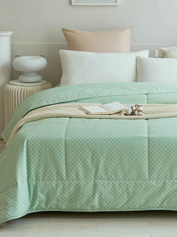 Cotton - filled comforters for a breathable and natural sleep experienceXi Matcha Green Pattern Cotton Light Comforter Cotton - filled comforters for a breathable and natural sleep experienceXi Matcha Green Pattern Cotton Light Comforter