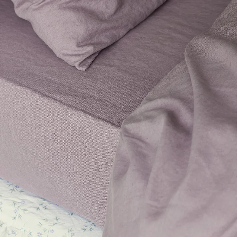 Flat Sheets with a High - Quality Finish for a Luxurious LookElderberry Linen Blend Fitted Sheet Flat Sheets with a High - Quality Finish for a Luxurious LookElderberry Linen Blend Fitted Sheet