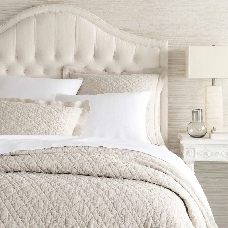 High - end luxury duvet covers for a top - tier sleep experiencePine Cone Hill Washed Linen Natural Quilt High - end luxury duvet covers for a top - tier sleep experiencePine Cone Hill Washed Linen Natural Quilt