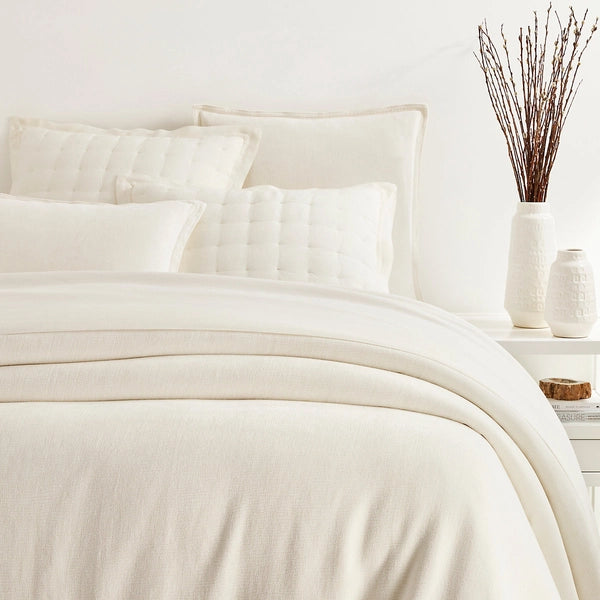 Hypoallergenic duvet covers for allergy - prone individualsPine Cone Hill Sumptuous Chenille Ivory Coverlet Hypoallergenic duvet covers for allergy - prone individualsPine Cone Hill Sumptuous Chenille Ivory Coverlet