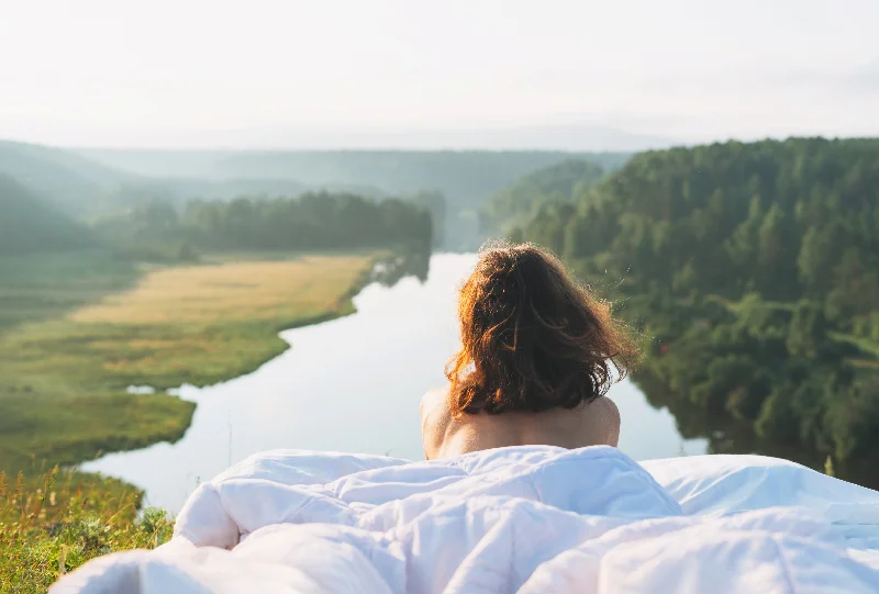 Bamboo - fiber - filled comforters with antibacterial and breathable qualitiesFlora Summer Weight Bamboo - fiber - filled comforters with antibacterial and breathable qualitiesFlora Summer Weight