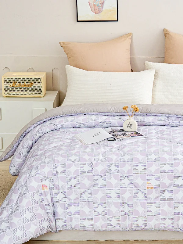 Full - size comforters suitable for full - sized beds in guest rooms or small bedroomsEnzo Pattern TENCEL™ Lyocell All Season Comforter Full - size comforters suitable for full - sized beds in guest rooms or small bedroomsEnzo Pattern TENCEL™ Lyocell All Season Comforter