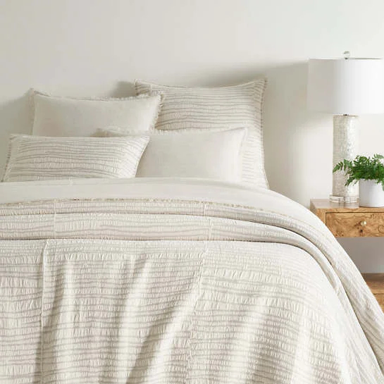 Duvet covers to match a specific bedroom color schemePine Cone Hill Striae Oatmeal Matelassé Coverlet Duvet covers to match a specific bedroom color schemePine Cone Hill Striae Oatmeal Matelassé Coverlet