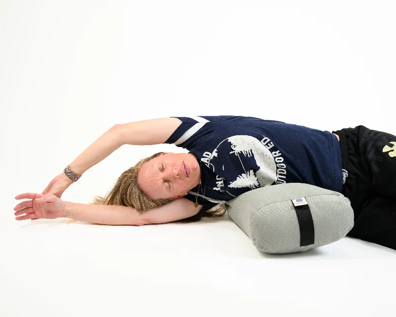 Round Pillows for Boho-Style InteriorsYoga Bolster