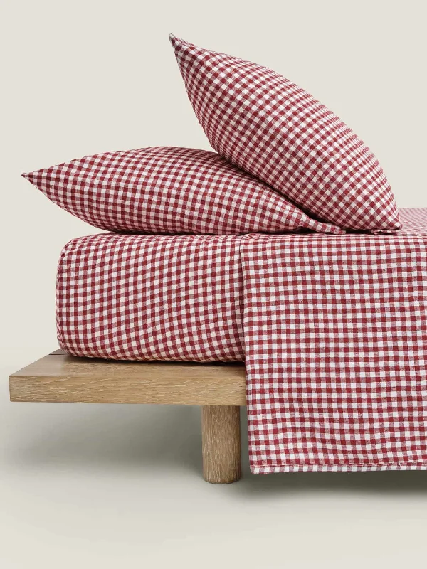 King - Size Sheet Sets with a Decorative Pillow Set100% Linen Fitted Sheet in Pinot Gingham