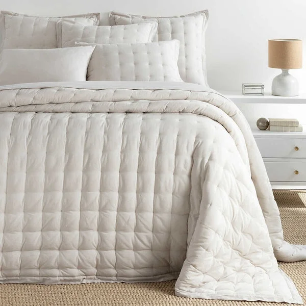 Stain - resistant duvet covers for easy maintenancePine Cone Hill Cozy Cotton Puff