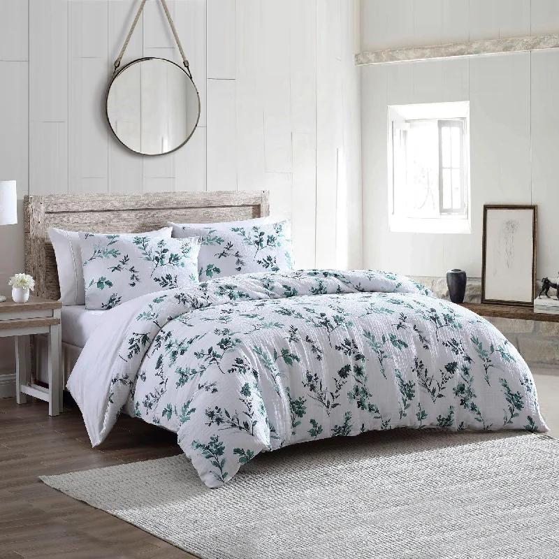Down - filled comforters for supreme warmth and lightnessBrielle Home Gardiner Floral 100% Cotton Comforter Set Down - filled comforters for supreme warmth and lightnessBrielle Home Gardiner Floral 100% Cotton Comforter Set