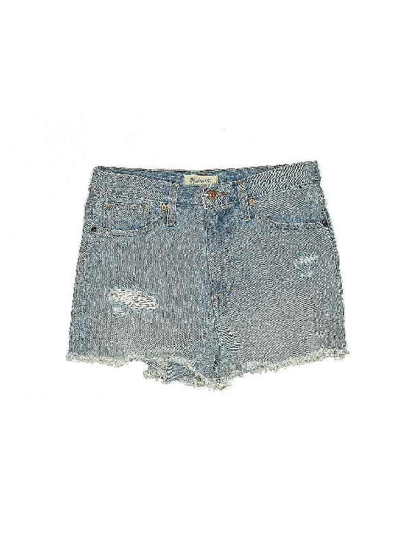 Mid-Rise Denim Shorts in Light Wash