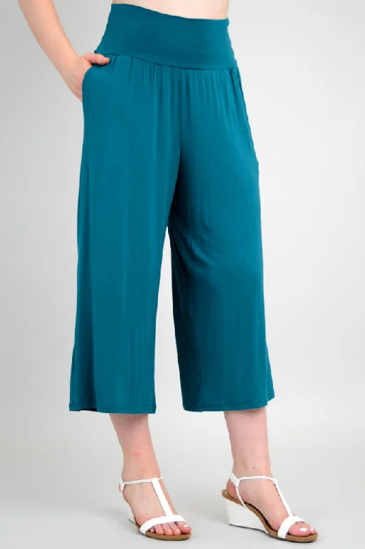 Gaylene Capri, Teal, Bamboo