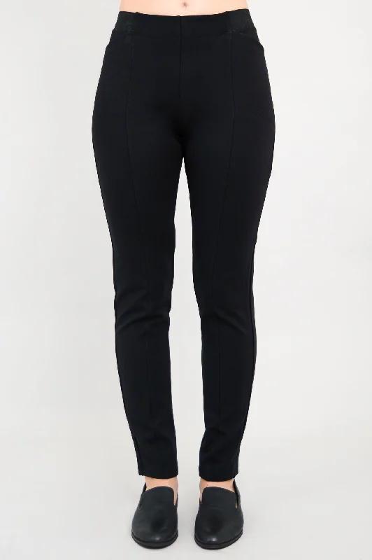 Nadia Pant, Black, Modal