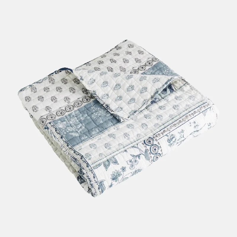 Recycled polyester blankets for an eco - conscious optionWool blankets with natural warmth and insulationAliza Quilted Throw Recycled polyester blankets for an eco - conscious optionWool blankets with natural warmth and insulationAliza Quilted Throw