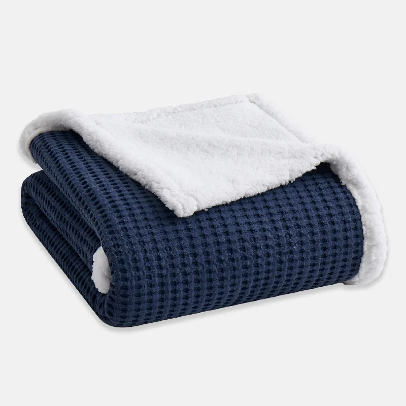 Wool blankets with natural warmth and insulationAlpaca wool blankets for a hypoallergenic and warm optionMills Waffle Sherpa Throw Wool blankets with natural warmth and insulationAlpaca wool blankets for a hypoallergenic and warm optionMills Waffle Sherpa Throw