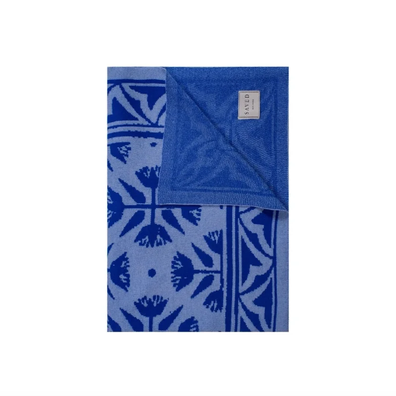 Queen - size blankets for standard - sized bedsWool blankets with natural warmth and insulationMonaco Blue Cashmere Blankets by Saved New York Queen - size blankets for standard - sized bedsWool blankets with natural warmth and insulationMonaco Blue Cashmere Blankets by Saved New York