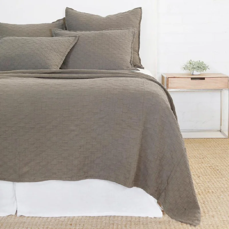 Linen blankets with a rustic and textured lookSynthetic fiber blend blankets for a budget - friendly choiceOjai Pebble Coverlet & Shams by Pom Pom at Home Linen blankets with a rustic and textured lookSynthetic fiber blend blankets for a budget - friendly choiceOjai Pebble Coverlet & Shams by Pom Pom at Home