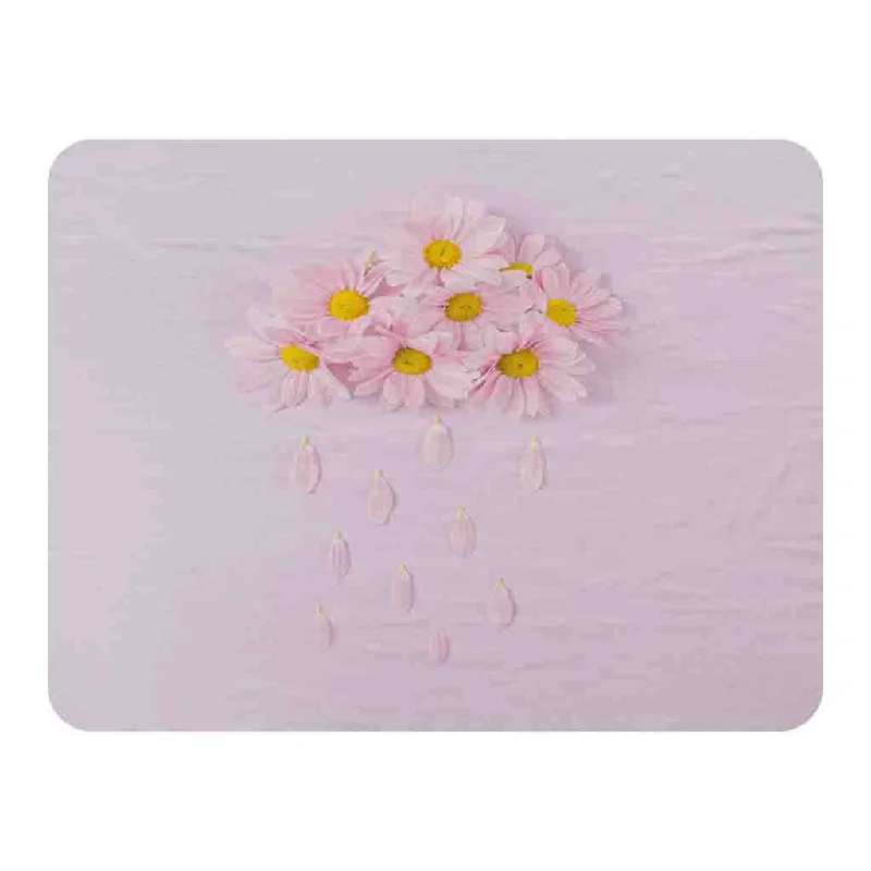 Wool blankets with natural warmth and insulationSilk blankets with a smooth and elegant touchRaining Daisy Cloud Blanket