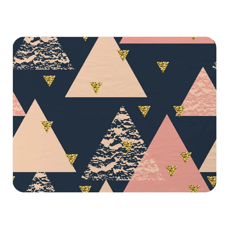 Queen - size blankets for standard - sized bedsQueen - size blankets for standard - sized bedsTriangle Pattern (Blanket)