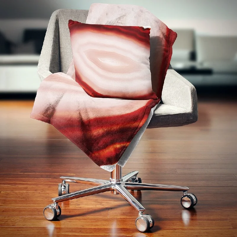 Rayon from bamboo blankets for a silky and breathable feelKing - size blankets to cover large beds comfortablyDesignart 'Agate with Chalcedony Geological Crystal' Abstract Throw Blanket Rayon from bamboo blankets for a silky and breathable feelKing - size blankets to cover large beds comfortablyDesignart 'Agate with Chalcedony Geological Crystal' Abstract Throw Blanket