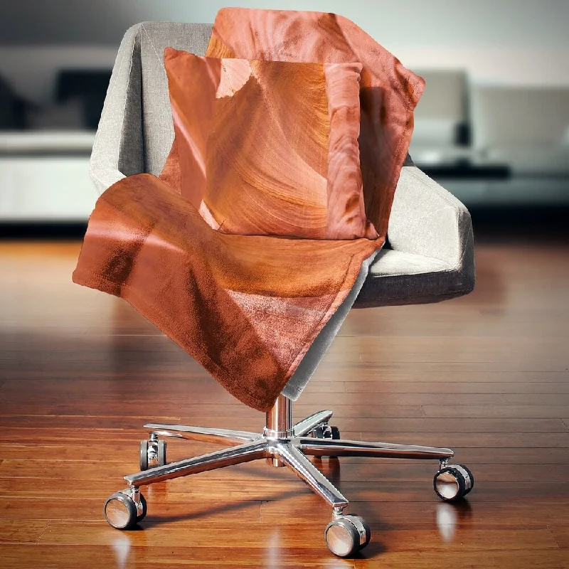 King - size blankets to cover large beds comfortablyQueen - size blankets for standard - sized bedsDesignart 'Antelope Canyon Details' Landscape Photo Throw Blanket King - size blankets to cover large beds comfortablyQueen - size blankets for standard - sized bedsDesignart 'Antelope Canyon Details' Landscape Photo Throw Blanket