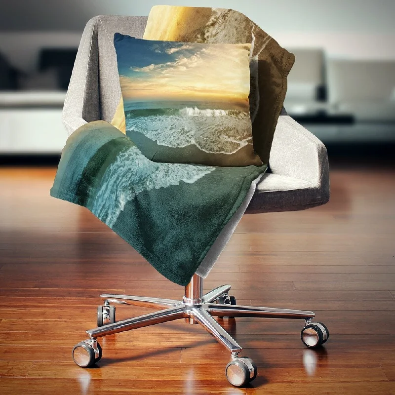 Silk blankets with a smooth and elegant touchRayon from bamboo blankets for a silky and breathable feelDesignart 'Beach Panorama' Landscape Fleece Throw Blanket
