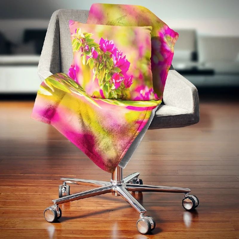 Acrylic blankets for a soft and affordable alternativeLinen blankets with a rustic and textured lookDesignart 'Beautiful Pink Bougainvillea Flowers' Floral Throw Blanket Acrylic blankets for a soft and affordable alternativeLinen blankets with a rustic and textured lookDesignart 'Beautiful Pink Bougainvillea Flowers' Floral Throw Blanket