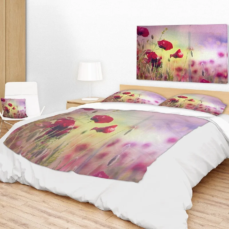 Microfiber blankets that are durable and easy to care forCotton blankets for breathability and a lightweight feelDesignart 'Beautiful Poppy Flower Garden' Floral Throw Blanket Microfiber blankets that are durable and easy to care forCotton blankets for breathability and a lightweight feelDesignart 'Beautiful Poppy Flower Garden' Floral Throw Blanket