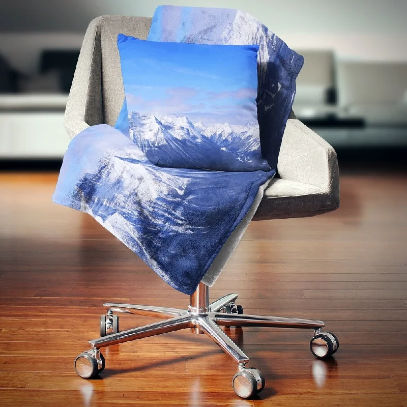 Chenille blankets with a thick and fuzzy textureLinen blankets with a rustic and textured lookDesignart 'Blue Winter Mountains' Landscape Photography Throw Blanket Chenille blankets with a thick and fuzzy textureLinen blankets with a rustic and textured lookDesignart 'Blue Winter Mountains' Landscape Photography Throw Blanket