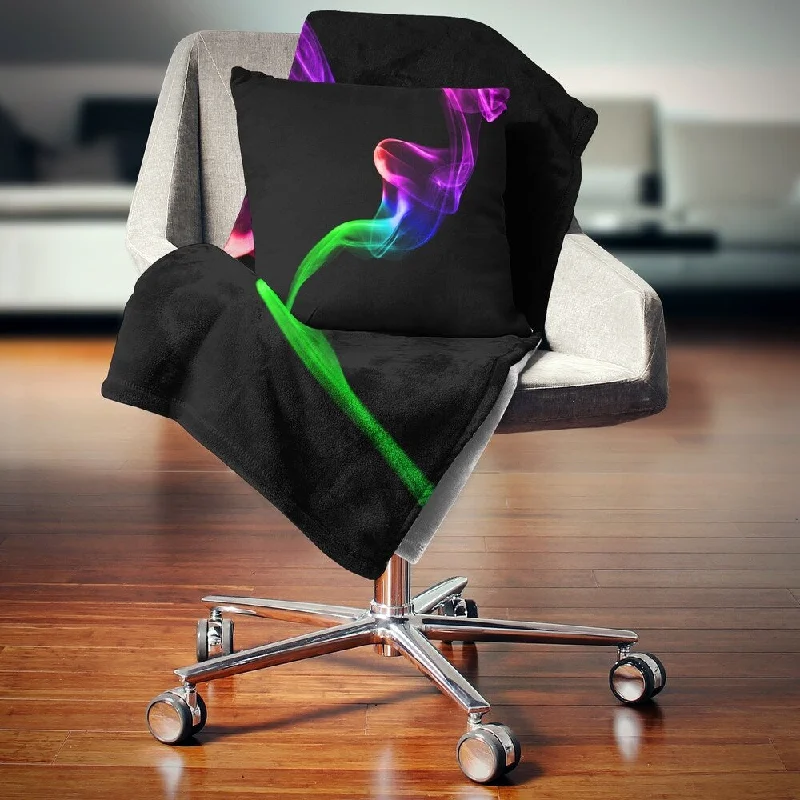 Recycled polyester blankets for an eco - conscious optionLinen blankets with a rustic and textured lookDesignart 'Colorful Fractal Fire Design on Black' Abstract Throw Blanket