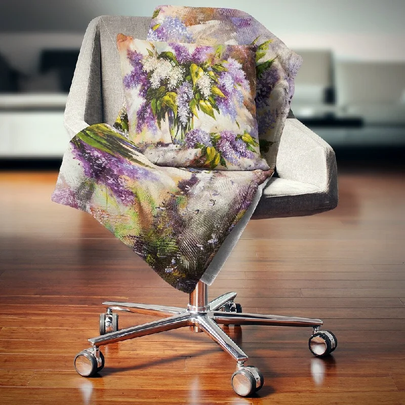Queen - size blankets for standard - sized bedsSynthetic fiber blend blankets for a budget - friendly choiceDesignart 'Lilac Bouquet in a Vase' Floral Painting Throw Blanket