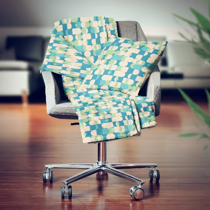 Fleece blankets for a cozy and plush textureMohair blankets with a unique sheen and softnessDesignart' Retro Abstract Pattern I' Modern Throw Blanket - 71x59 Fleece blankets for a cozy and plush textureMohair blankets with a unique sheen and softnessDesignart' Retro Abstract Pattern I' Modern Throw Blanket - 71x59